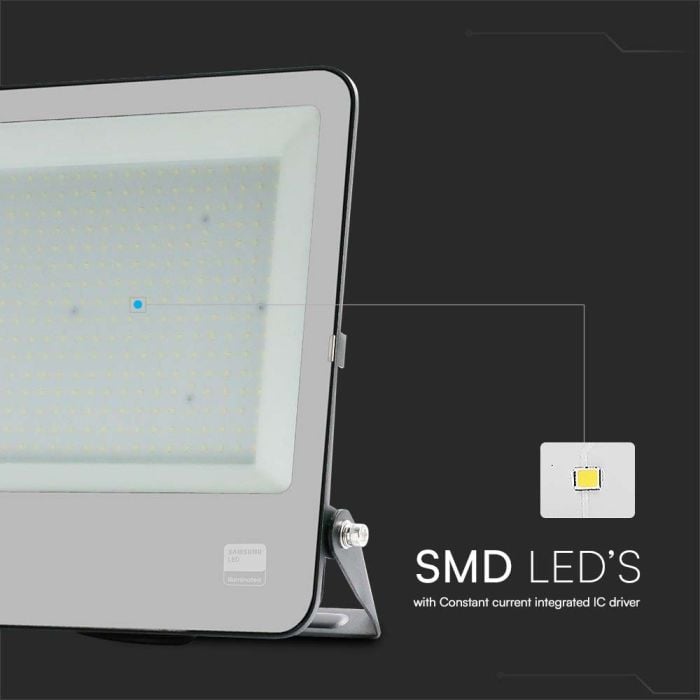 Proyector LED V-TAC - Samsung - 135lm/w - Impermeable IP65 - Negro - 300W - 34440 Lúmenes - 6500K-extra-4.webp