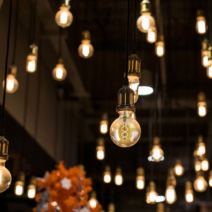 Bombilla LED V-TAC - G125 Globo - Soporte E27 - IP20 - Ámbar - 5W- 300 Lumens - 1800K-extra-1.webp